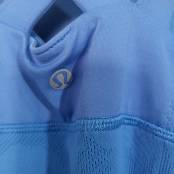 Lululemon Chaturanga Strappy Workout Top Blue Size 6 - Picture 8 of 14